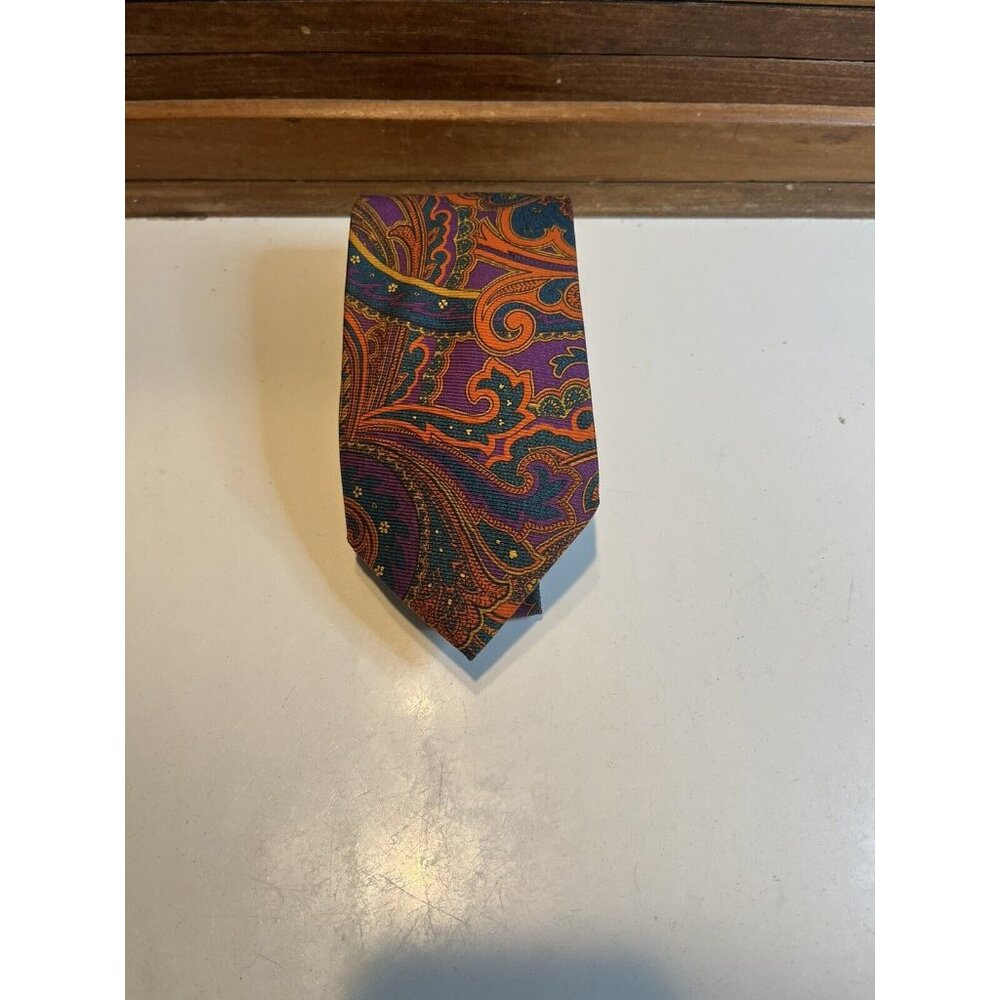 Vintage R Hanauer Tie All Silk Flowers Red 100% silk NWOT